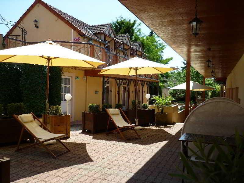 The Originals Boutique, Hotel Clos Sainte Marie, Nevers Eksteriør billede