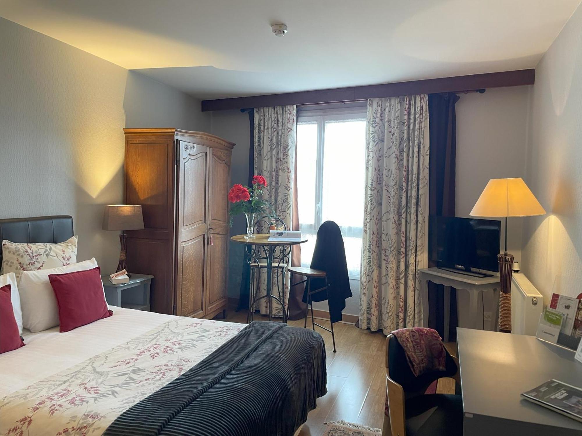 The Originals Boutique, Hotel Clos Sainte Marie, Nevers Eksteriør billede