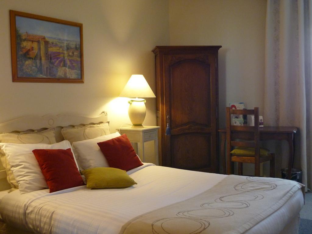 The Originals Boutique, Hotel Clos Sainte Marie, Nevers Værelse billede