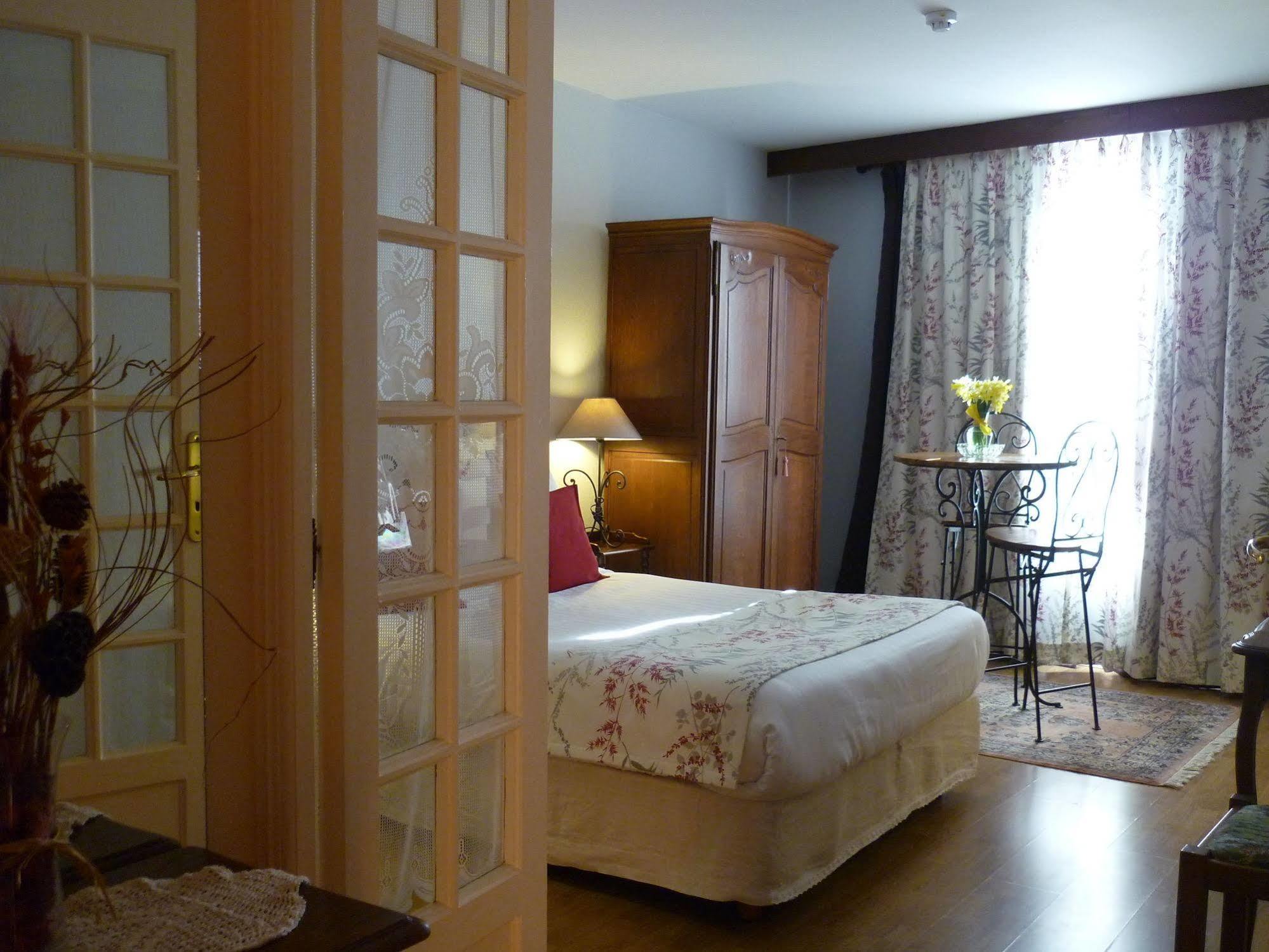 The Originals Boutique, Hotel Clos Sainte Marie, Nevers Eksteriør billede